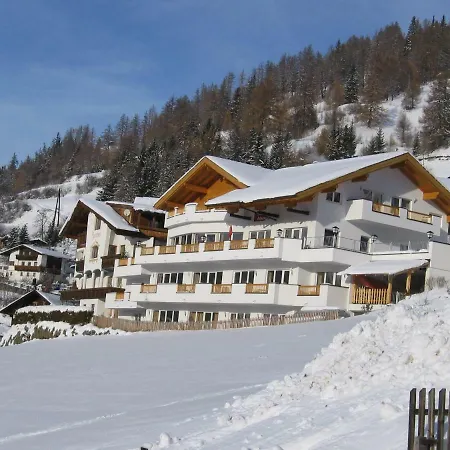Hotel Alpenrose 3*