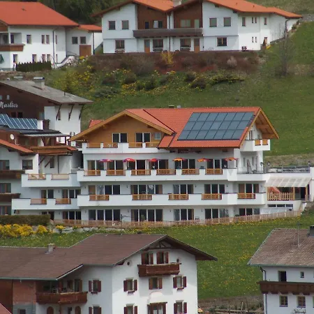 Alpenrose Hotel Fendels