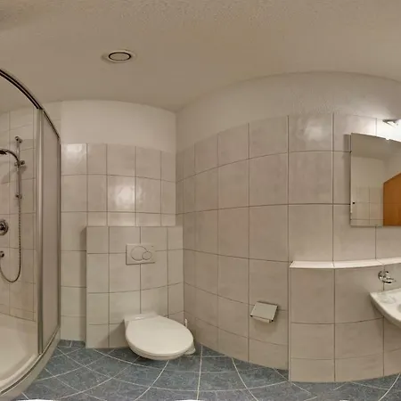 Szálloda Alpenrose 3*